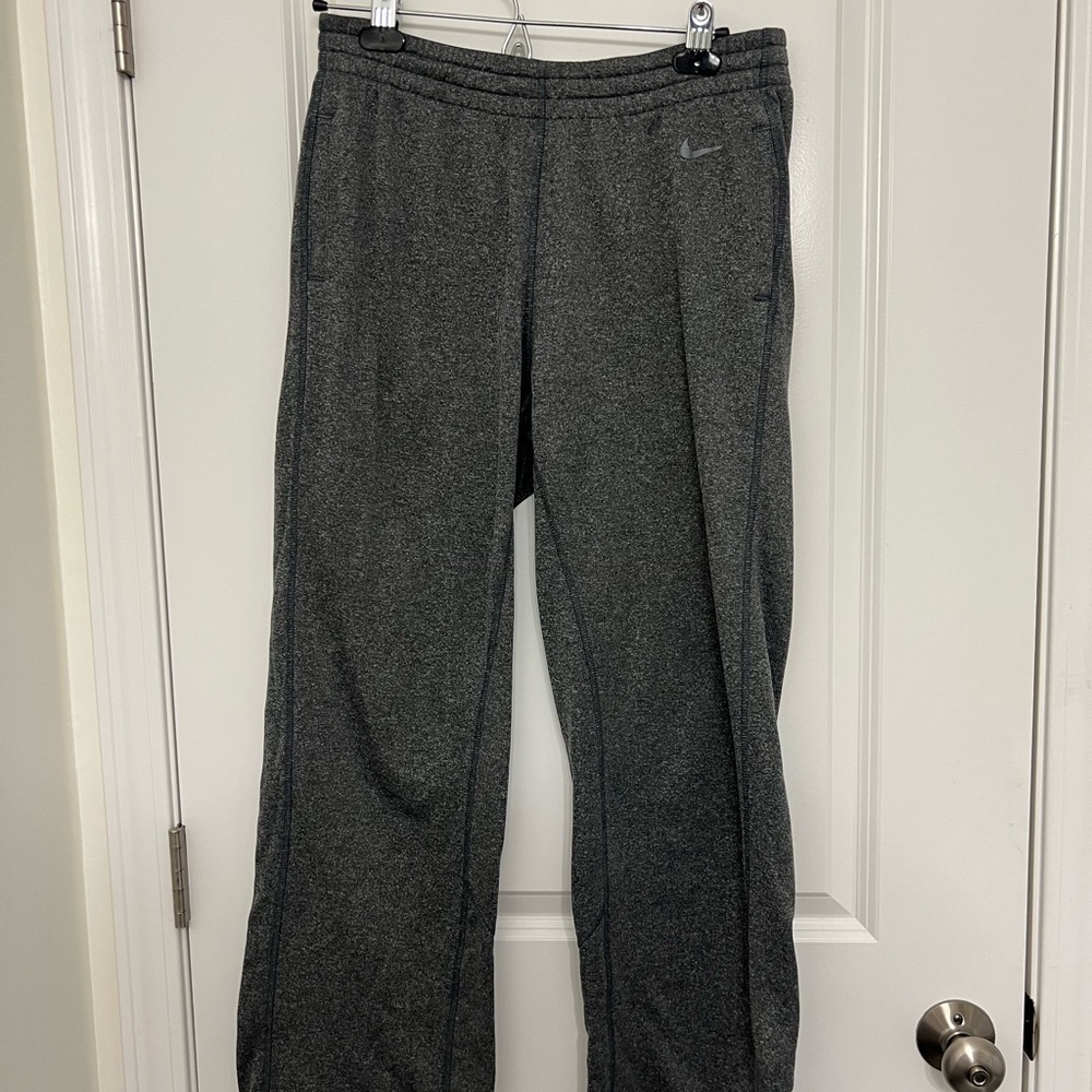 Nike Men's Dark Gray Sweatpants